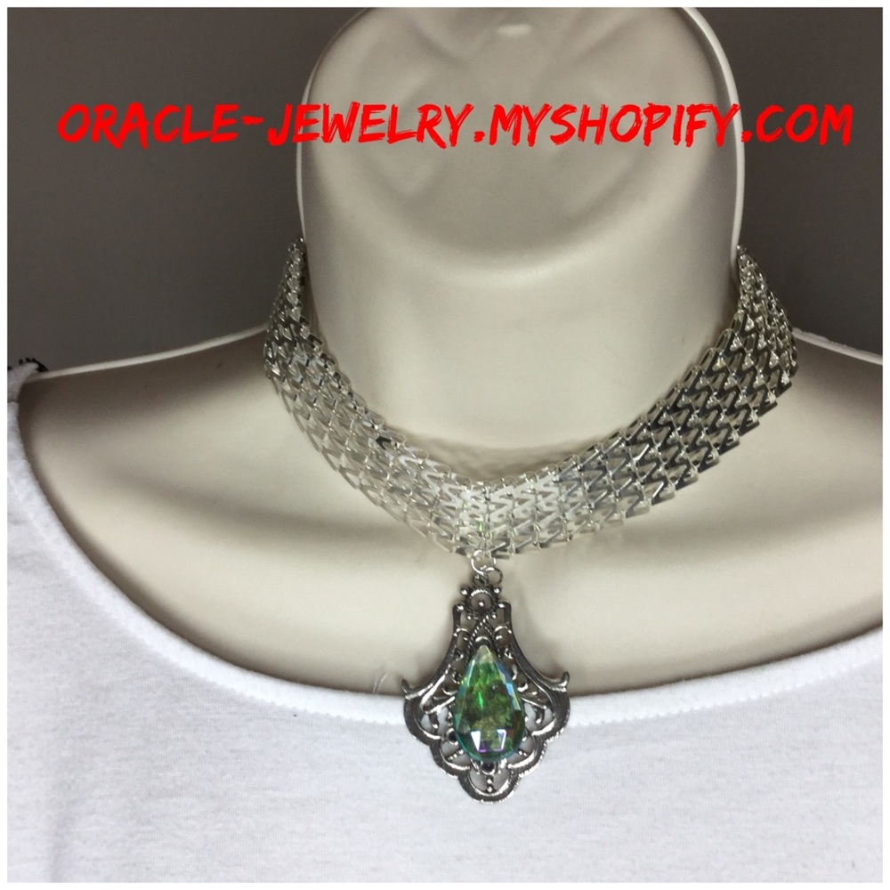 Green and Sliver Choker